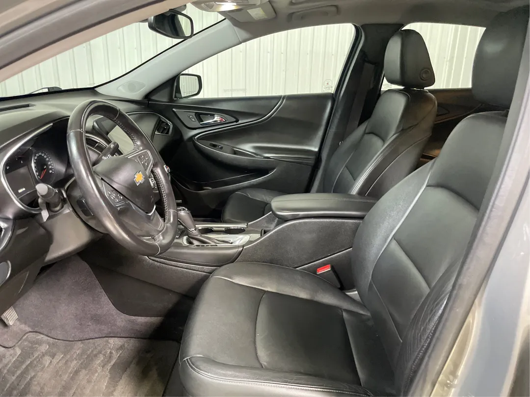 2018 Chevrolet Malibu for sale - photo 3