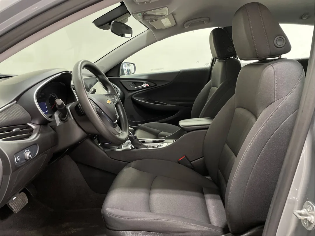 2024 Chevrolet Malibu — photo 3