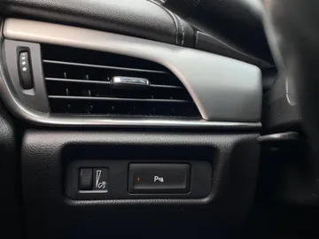 2015 Cadillac ATS Sedan - image 29