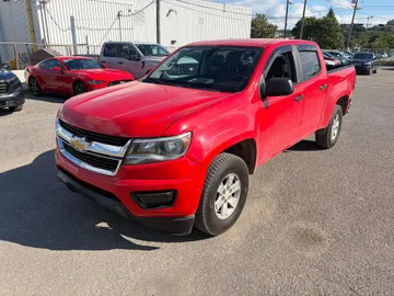 2018 Chevrolet Colorado - image 2