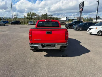 2018 Chevrolet Colorado - image 6