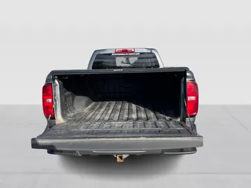 2020 Chevrolet Colorado - image 13