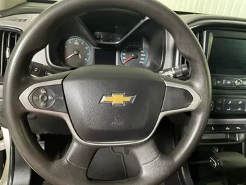 2020 Chevrolet Colorado - image 16