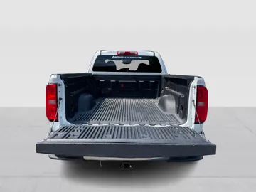2018 Chevrolet Colorado - image 12