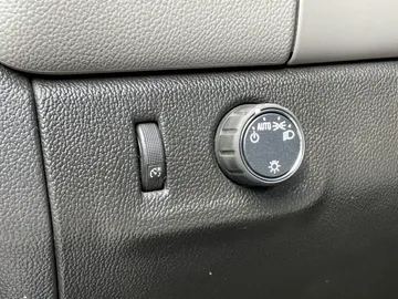 2018 Chevrolet Colorado - image 17