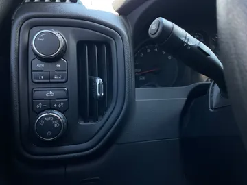 2024 Chevrolet Silverado 1500 - image 27