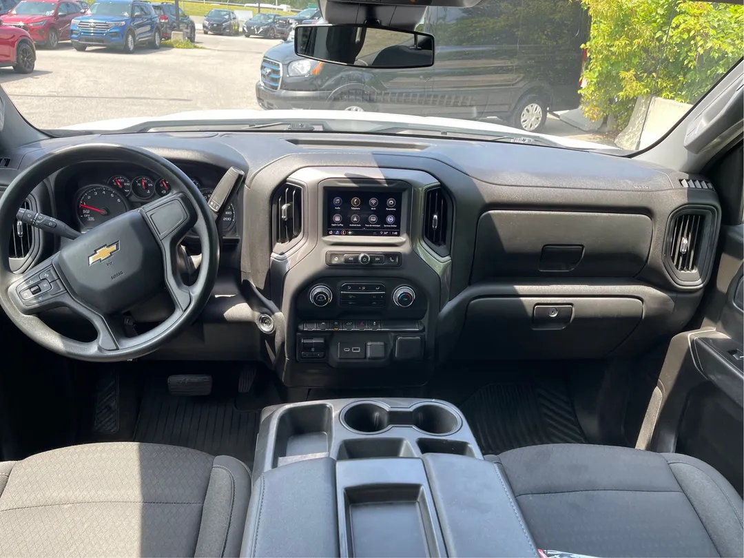 2023 Chevrolet Silverado 1500 — photo 4
