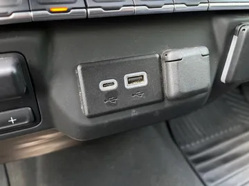 2023 Chevrolet Silverado 1500 - image 27