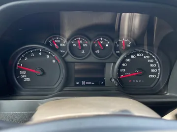 2023 Chevrolet Silverado 1500 - image 18