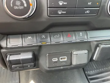 2023 Chevrolet Silverado 1500 - image 22