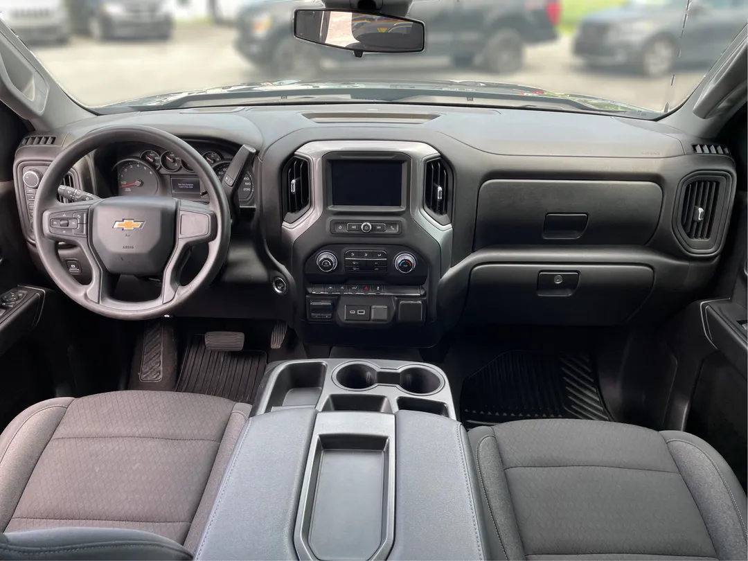 2024 Chevrolet Silverado 1500 — photo 4