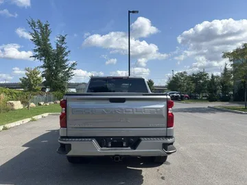 2024 Chevrolet Silverado 1500 - image 6