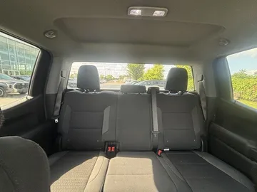 2024 Chevrolet Silverado 1500 - image 8