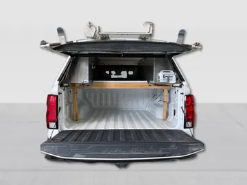 2025 Chevrolet Colorado - image 13