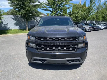 2022 Chevrolet Silverado 1500 LTD - image 2