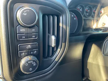 2020 Chevrolet Silverado 1500 - image 18