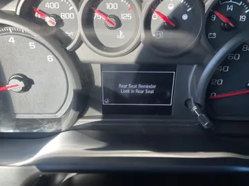 2020 Chevrolet Silverado 1500 - image 24
