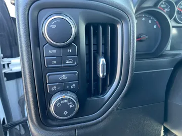 2021 Chevrolet Silverado 1500 - image 18