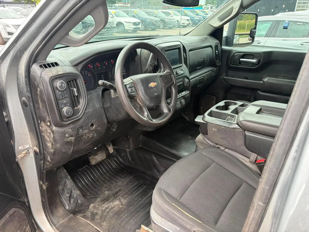 2023 Chevrolet Silverado 1500 — photo 7