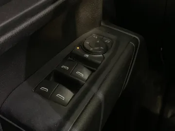 2023 Chevrolet Silverado 1500 - image 20