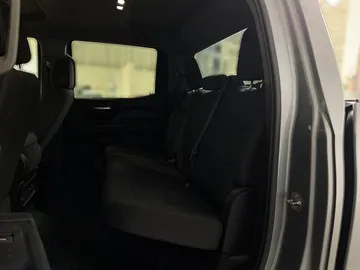 2023 Chevrolet Silverado 1500 - image 14