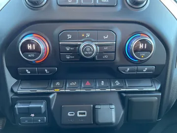 2021 Chevrolet Silverado 1500 - image 21