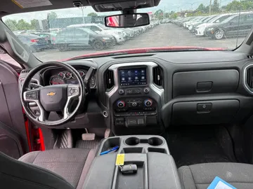 2021 Chevrolet Silverado 1500 - image 9