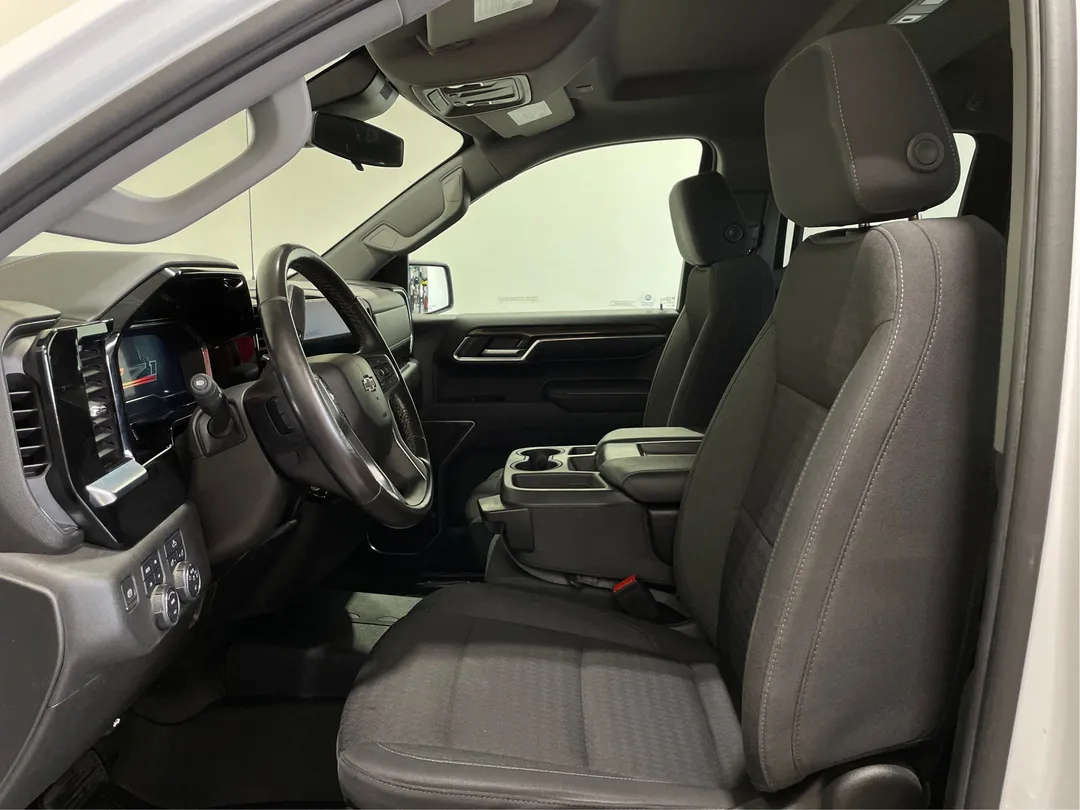 2022 Chevrolet Silverado 1500 — photo 3