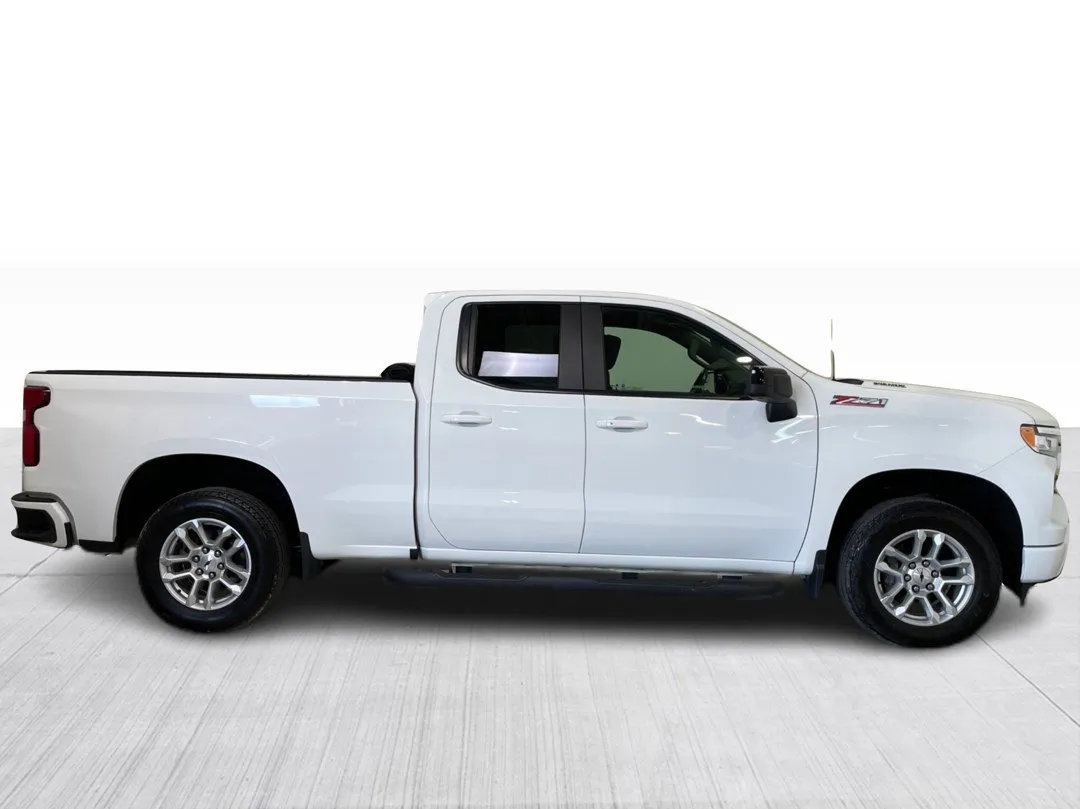 2022 Chevrolet Silverado 1500 — photo 2