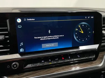 2022 Chevrolet Silverado 1500 - image 24