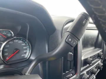 2017 Chevrolet Silverado 1500 - image 26