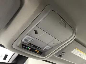 2019 GMC Acadia - image 17
