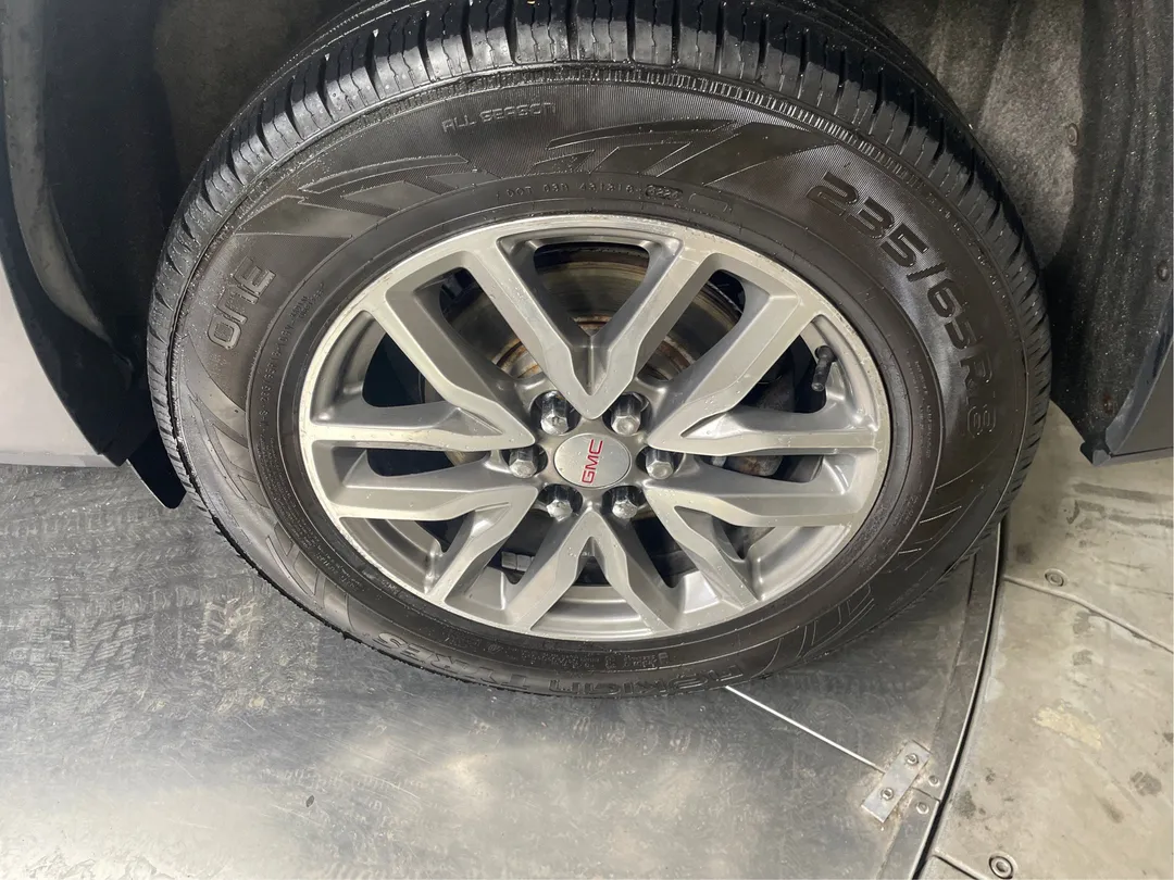 2019 GMC Acadia — photo 5