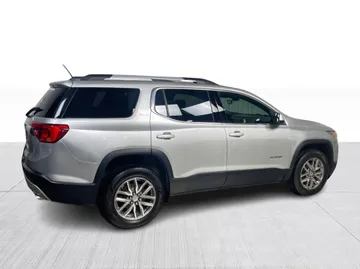 2019 GMC Acadia - image 13