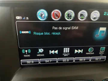 2019 GMC Acadia - image 31