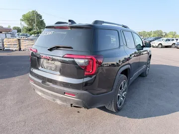 2021 GMC Acadia - image 6