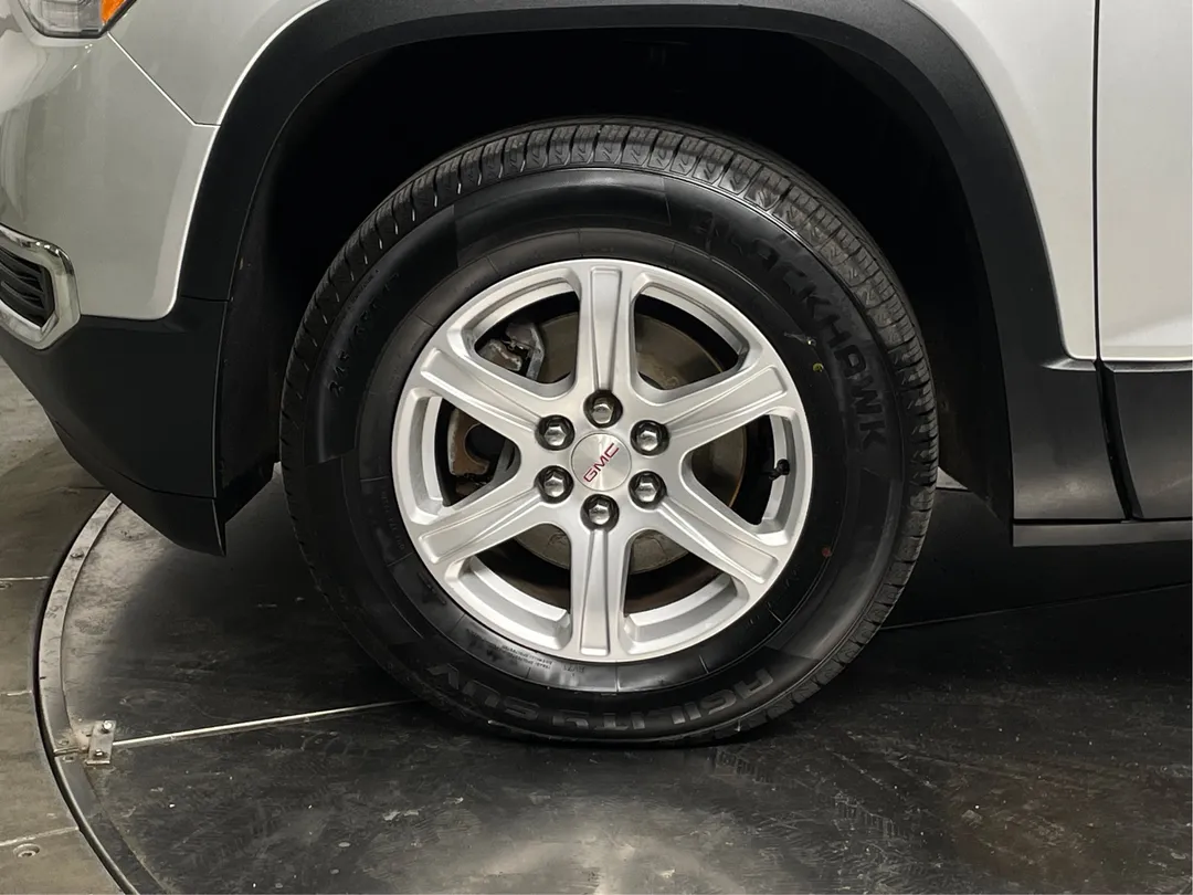 2017 GMC Acadia — photo 5