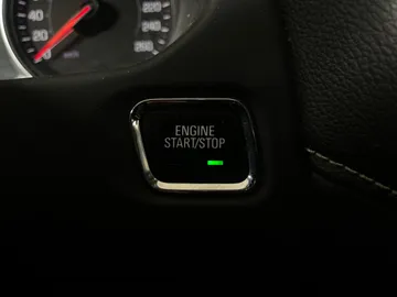2022 GMC Acadia - image 23