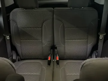 2019 GMC Acadia - image 26