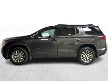 2019 GMC Acadia - image 10