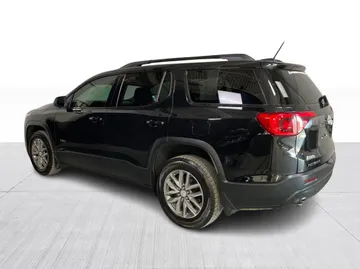 2019 GMC Acadia - image 11