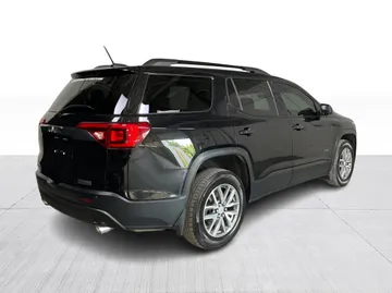 2019 GMC Acadia - image 14