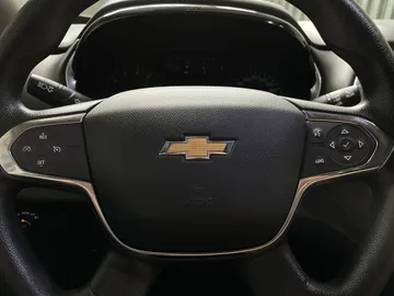 2019 Chevrolet Traverse - image 17
