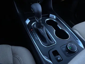 2023 Chevrolet Traverse - image 27
