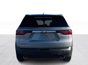 2023 Chevrolet Traverse - image 12