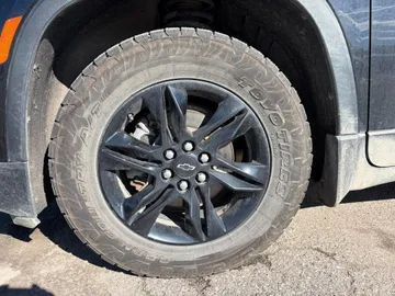 2022 Chevrolet Traverse - image 6