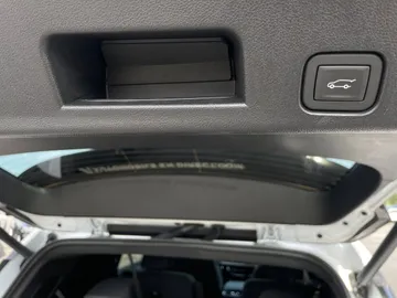 2025 Chevrolet Traverse - image 19