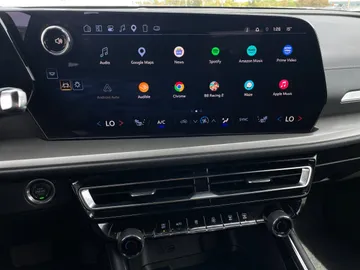 2025 Chevrolet Traverse - image 22