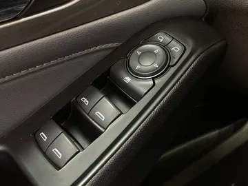 2019 Chevrolet Traverse - image 26
