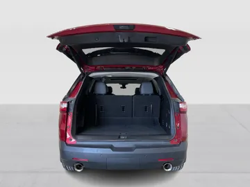 2019 Chevrolet Traverse - image 14